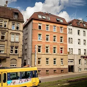 https://hostel-alex-30.stuttgart-hotel.com